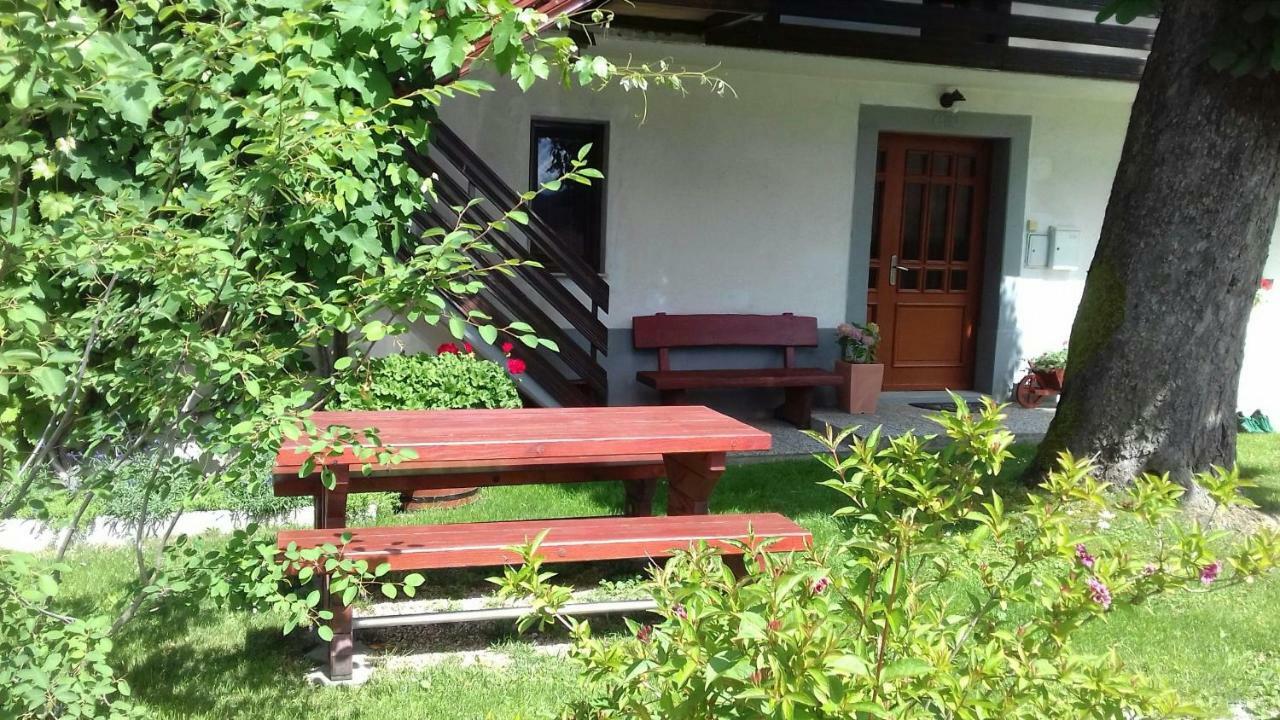 Apartma Pr Gatej Bohinj Exteriör bild